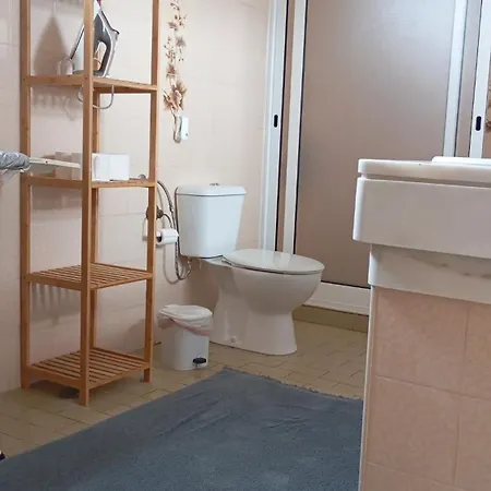 Yellow Owl Ii Bedroom I Campanário