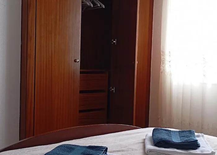 Yellow Owl Ii Bedroom I *