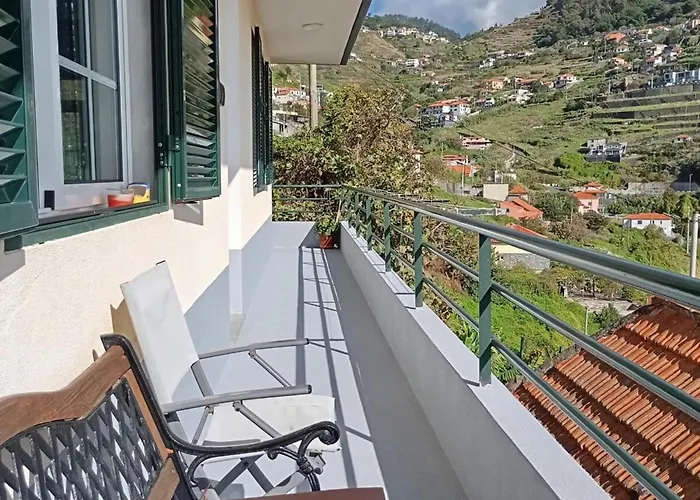 Yellow Owl Ii Bedroom I *