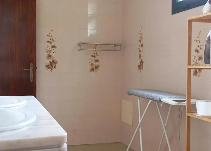 Yellow Owl Ii Bedroom I